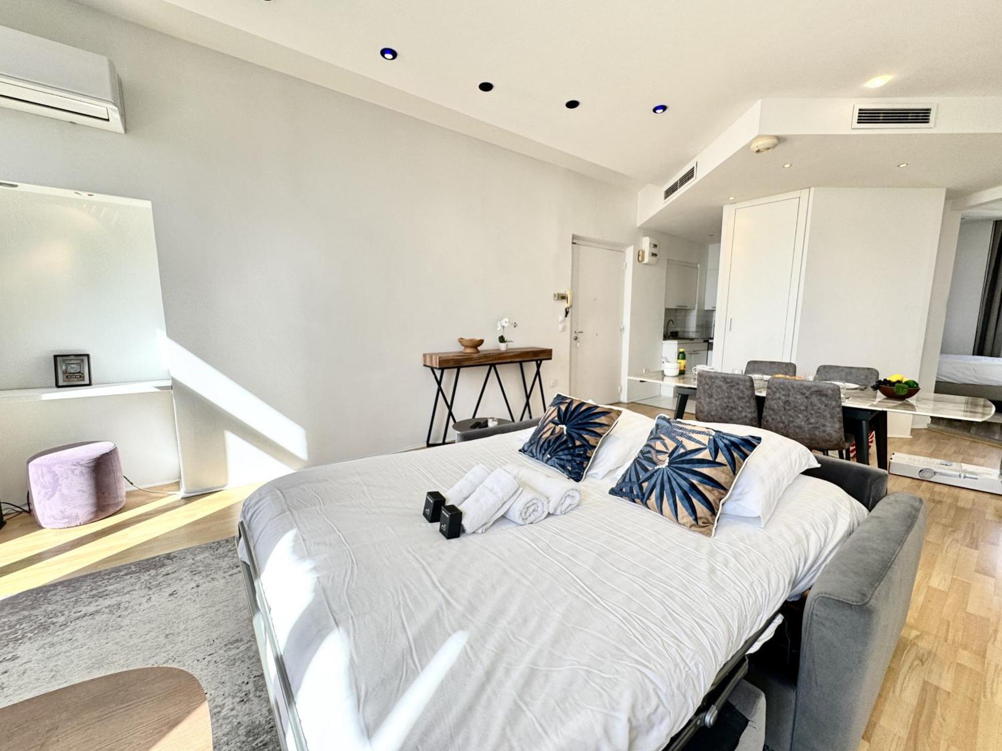 Appartamento Charmante Vue Carmela Cannes